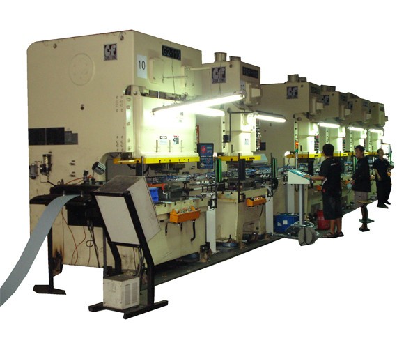 連桿式機(jī)械手：高效、穩(wěn)定、安全，沖壓加工行業(yè)的理想選擇