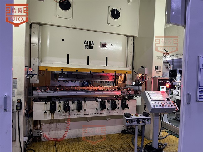 三次元機械手在汽車零配件多工序沖壓中發(fā)揮了哪些作用？