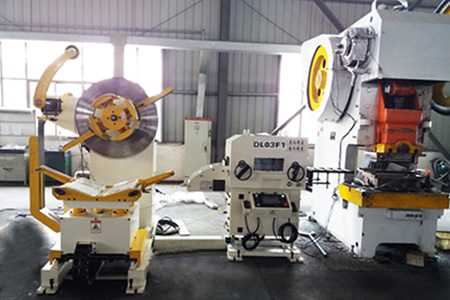 復(fù)工復(fù)產(chǎn)，山東客戶訂購多臺三合一送料機