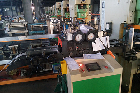 新裝伺服送料機(jī)不會(huì)操作？5個(gè)調(diào)機(jī)方法介紹