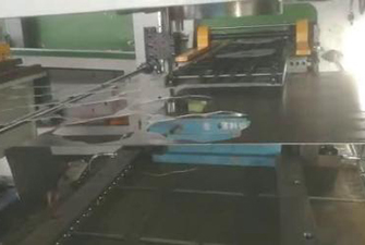 1.6米偏擺送料機、厚板整平機、放料架（沖壓火車配件）